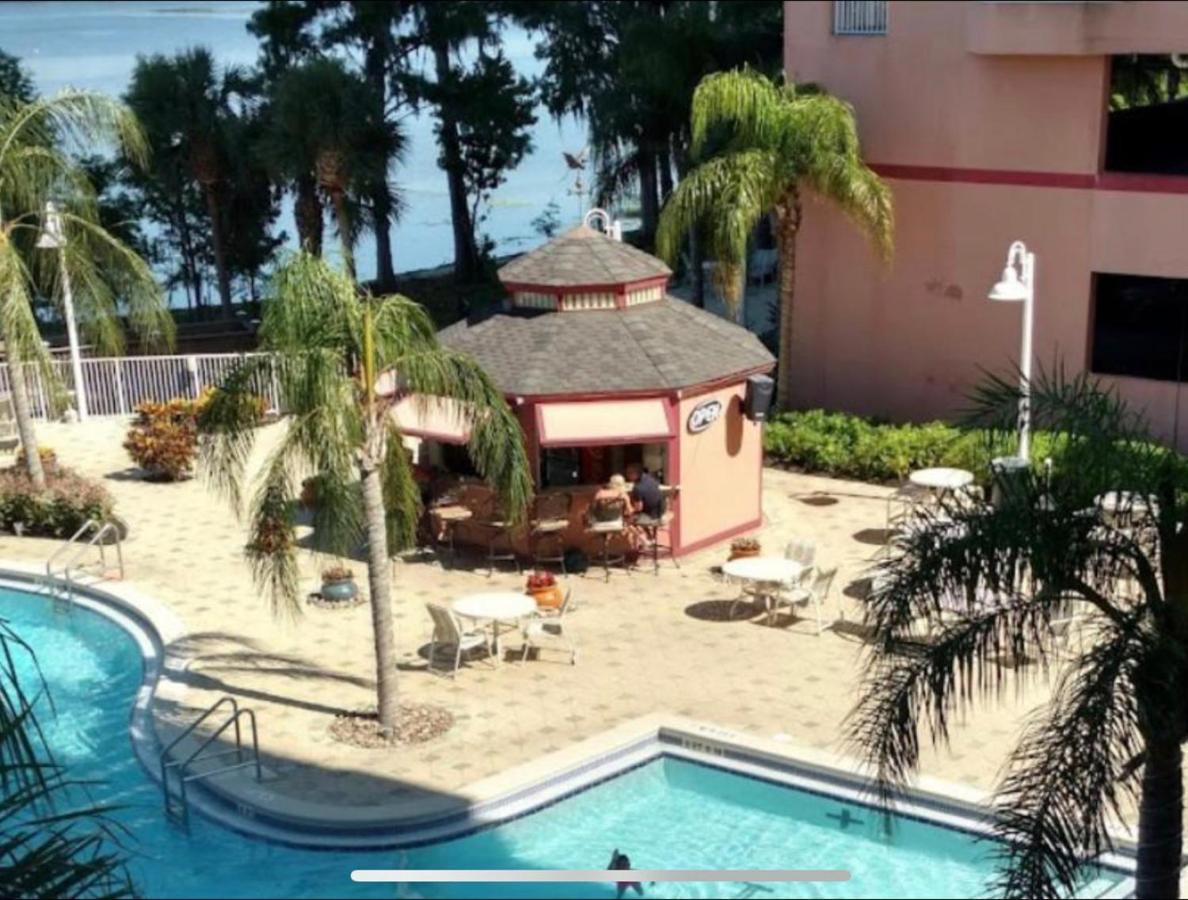 Disney Just 1 And A Quarter Mile Away, Blue Heron 1 Room 2 Bath,Amenities,6 Guests, Walk To Restaurants, No Fees At Check In Орландо Экстерьер фото