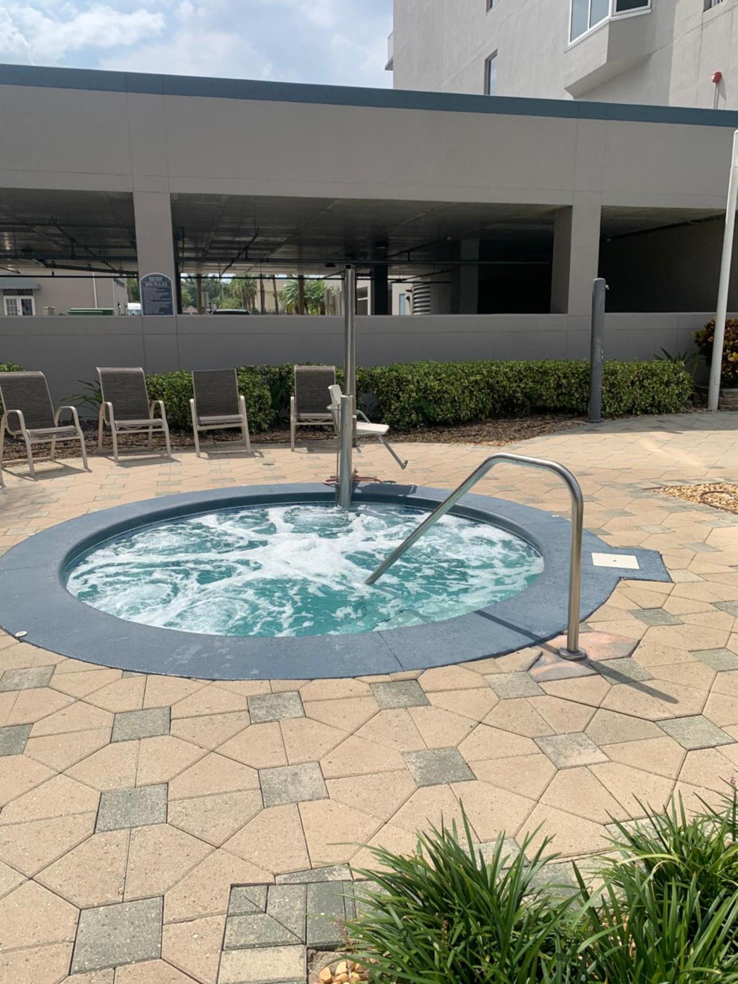 Disney Just 1 And A Quarter Mile Away, Blue Heron 1 Room 2 Bath,Amenities,6 Guests, Walk To Restaurants, No Fees At Check In Орландо Экстерьер фото